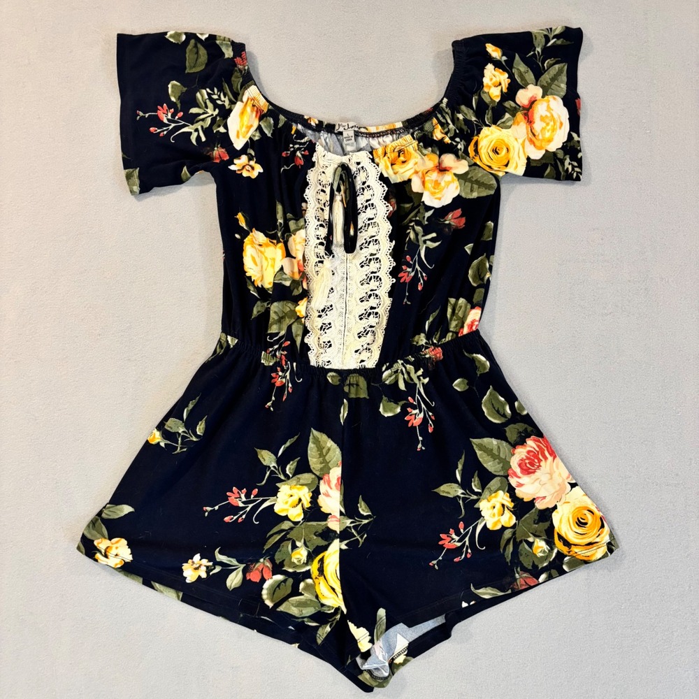 J for Justify Floral Romper Womens Large Black Boho Lace Tassel Festival